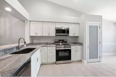 1660 Royal Cir #101, Naples, FL 34112 - Photo 10