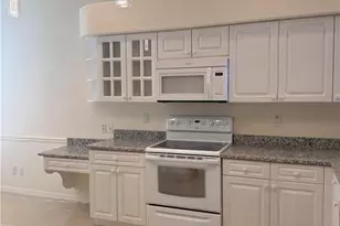 8216 Ibis Cove Cir, Naples, FL 34119 - Photo 10