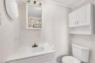 522 Menton Ln, Naples, FL 34112 - Photo 16