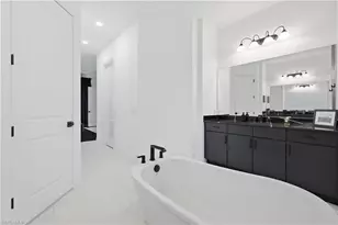 829 16th Ave SW, Naples, FL 34117 - Photo 24