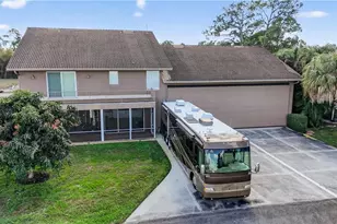4060 Skyway Dr, Naples, FL 34112 - Photo 10