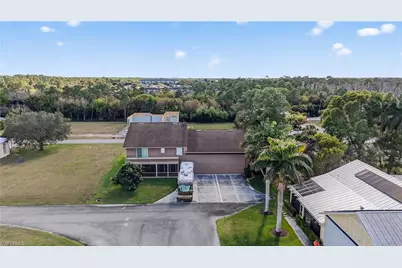 4060 Skyway Dr #45, Naples, FL 34112 - Photo 8