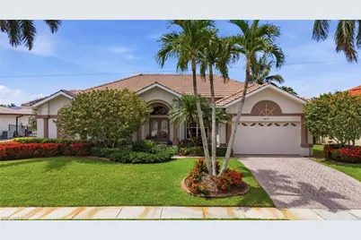 1621 Almeria Ct, Marco Island, FL 34145 - Photo 1