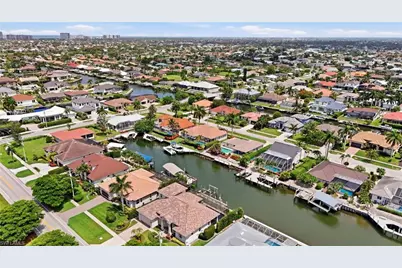 1621 Almeria Ct, Marco Island, FL 34145 - Photo 40
