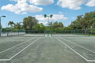 3710 Fieldstone Blvd, Naples, FL 34109 - Photo 32