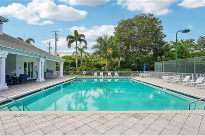 3710 Fieldstone Blvd #504, Naples, FL 34109 - Photo 34