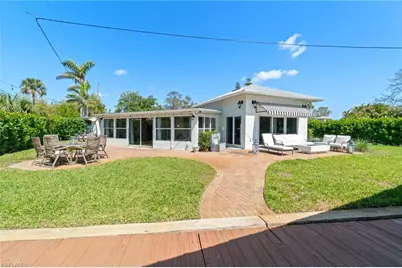 2180 Harbor Ln, Naples, FL 34104 - Photo 30
