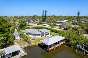 2180 Harbor Ln, Naples, FL 34104 - Photo 28