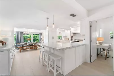 2180 Harbor Ln, Naples, FL 34104 - Photo 8