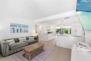 2180 Harbor Ln, Naples, FL 34104 - Photo 4