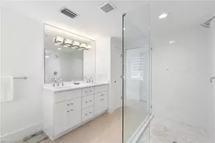 2180 Harbor Ln, Naples, FL 34104 - Photo 20