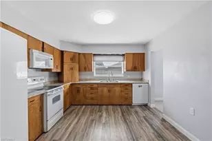 4220 Deleon St, Fort Myers, FL 33901 - Photo 8