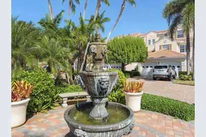 8405 Excalibur Cir #D9, Naples, FL 34108 - Photo 14