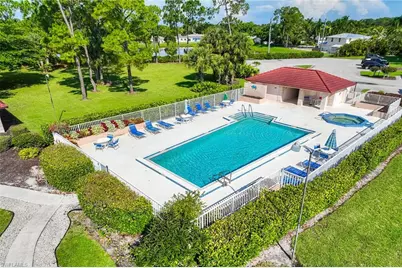 1075 Foxfire Ln #103, Naples, FL 34104 - Photo 20