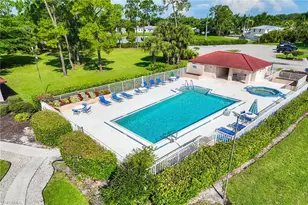 1075 Foxfire Ln, Naples, FL 34104 - Photo 20