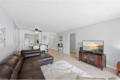 1075 Foxfire Ln #103, Naples, FL 34104 - Photo 4