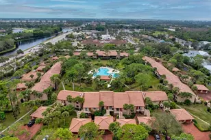 3219 Horse Carriage Way, Naples, FL 34105 - Photo 2