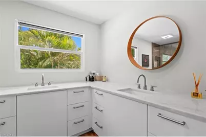 245 Monterey Dr, Naples, FL 34119 - Photo 20