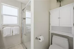 829 Tanbark Dr, Naples, FL 34108 - Photo 24