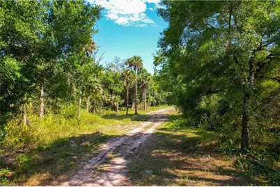 4180 36th Ave SE, Naples, FL 34117 - Photo 4