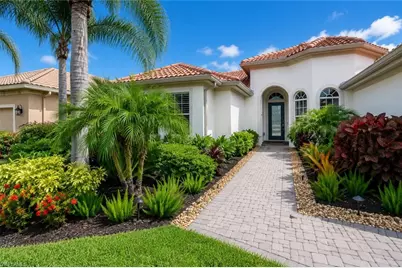 8263 Potomac Ln, Naples, FL 34104 - Photo 2