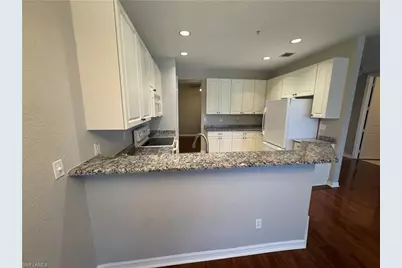 1410 Mariposa Cir #105, Naples, FL 34105 - Photo 2