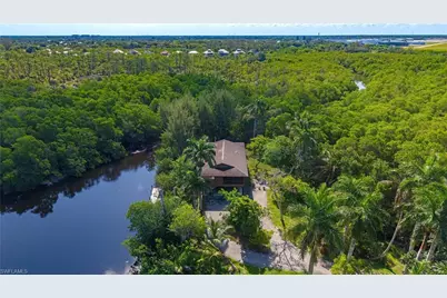 1551 Bembury Dr, Naples, FL 34102 - Photo 8
