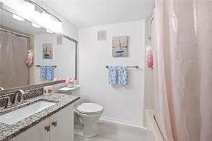 2106 Arbour Walk Cir, Naples, FL 34109 - Photo 8