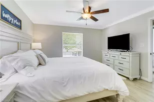 1358 Derbyshire Ct, Naples, FL 34116 - Photo 18