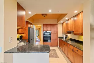 1060 Borghese Ln, Naples, FL 34114 - Photo 16