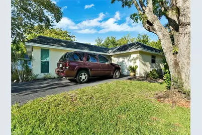 205 Georgetown Blvd #23, Naples, FL 34112 - Photo 4