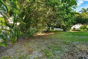 205 Georgetown Blvd, Naples, FL 34112 - Photo 34