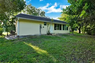 205 Georgetown Blvd, Naples, FL 34112 - Photo 32