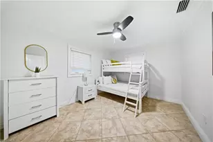 2473 Poinciana St, Naples, FL 34105 - Photo 14