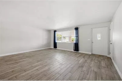 2249 Ephraim Ave, Fort Myers, FL 33907 - Photo 4