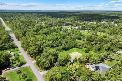 1481 19th St SW, Naples, FL 34117 - Photo 4