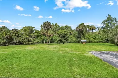 1481 19th St SW, Naples, FL 34117 - Photo 2