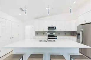 5683 Mayflower Way, Naples, FL 34142 - Photo 8
