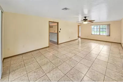 29 Caribbean Rd, Naples, FL 34108 - Photo 8