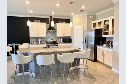 1599 Marton Ct, Naples, FL 34113 - Photo 2