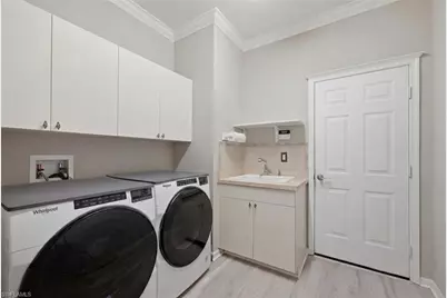7862 Founders Ln, Naples, FL 34104 - Photo 28