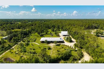 828 Sanctuary Rd, Naples, FL 34120 - Photo 38
