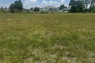 3019 NE 5th Pl, Cape Coral, FL 33909 - Photo 1