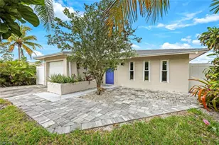 645 101st Ave N, Naples, FL 34108 - Photo 1