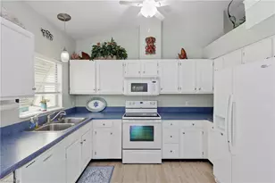 224 Benson St, Naples, FL 34113 - Photo 10
