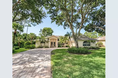 2059 Imperial Cir, Naples, FL 34110 - Photo 2