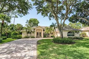 2059 Imperial Cir, Naples, FL 34110 - Photo 2