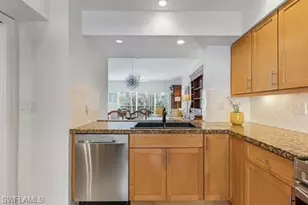 322 Sugar Pine Ln, Naples, FL 34108 - Photo 6