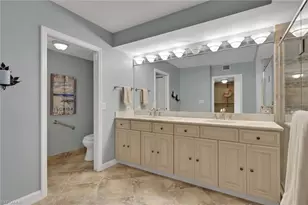 4051 Gulf Shore Blvd N, Naples, FL 34103 - Photo 14