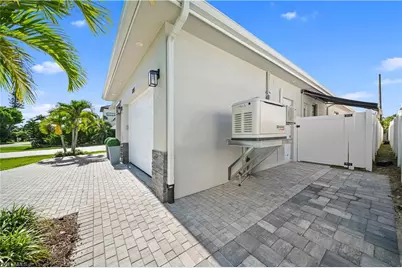 828 100th Ave N, Naples, FL 34108 - Photo 30